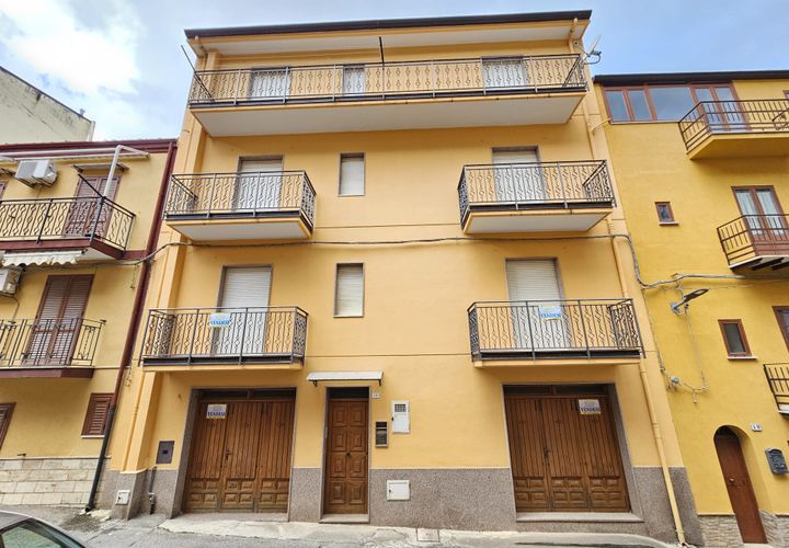 Landsbyhus i Collesano, Palermo, Collesano - € 118.000 | Ref: 10592 - foto 1